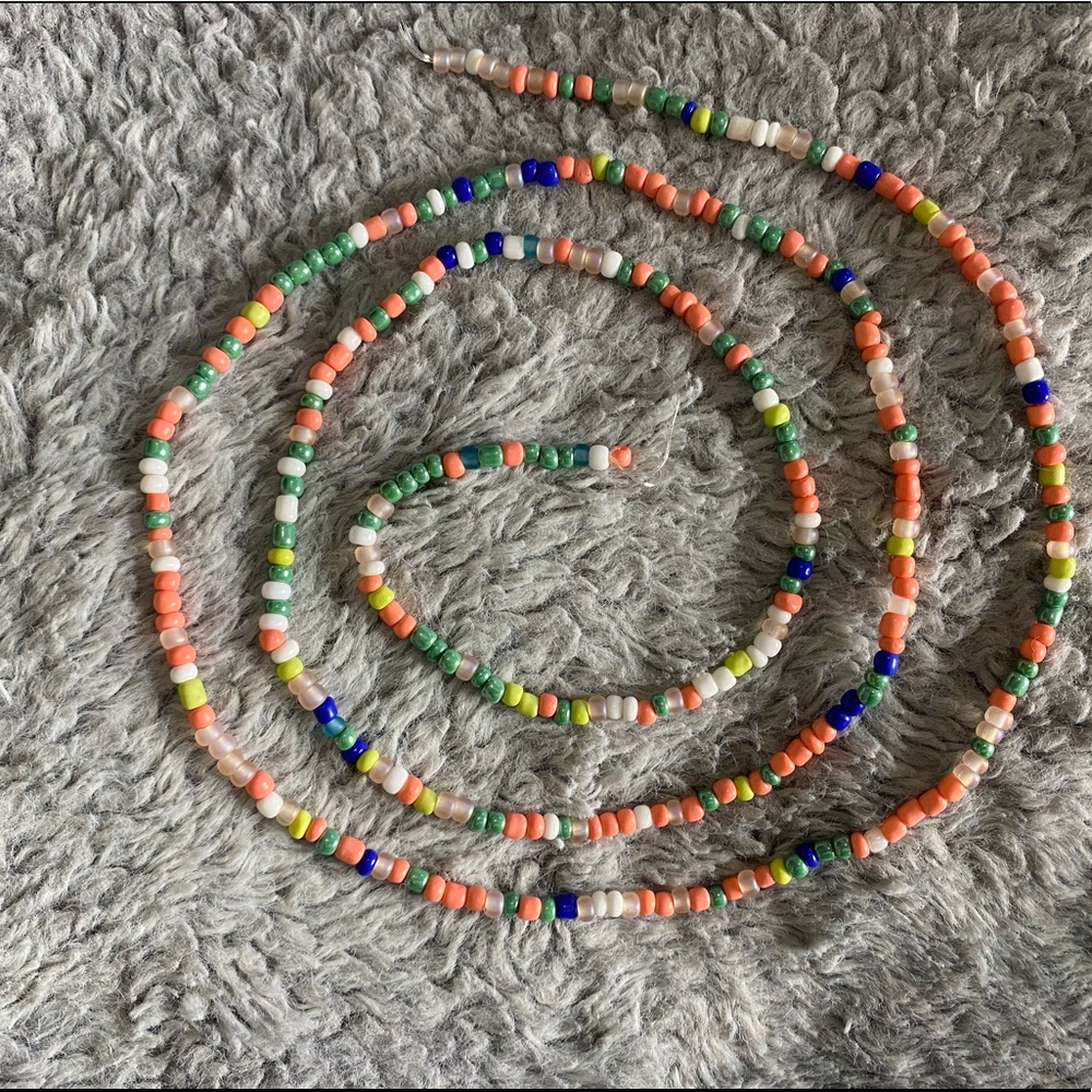 Multi color waistbeads